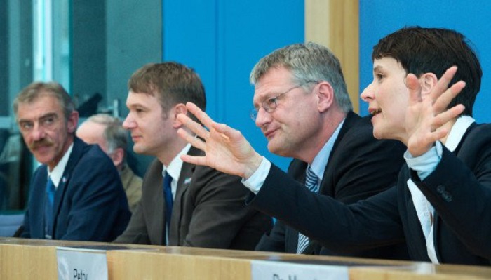 Antisemitismus in der AfD: Rücktritt von Jörg Meuthen möglich